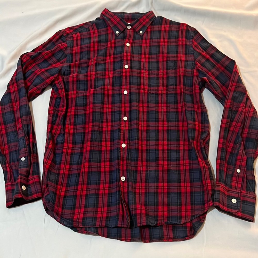 Old Navy Long Sleeve Button Down Shirt (M)